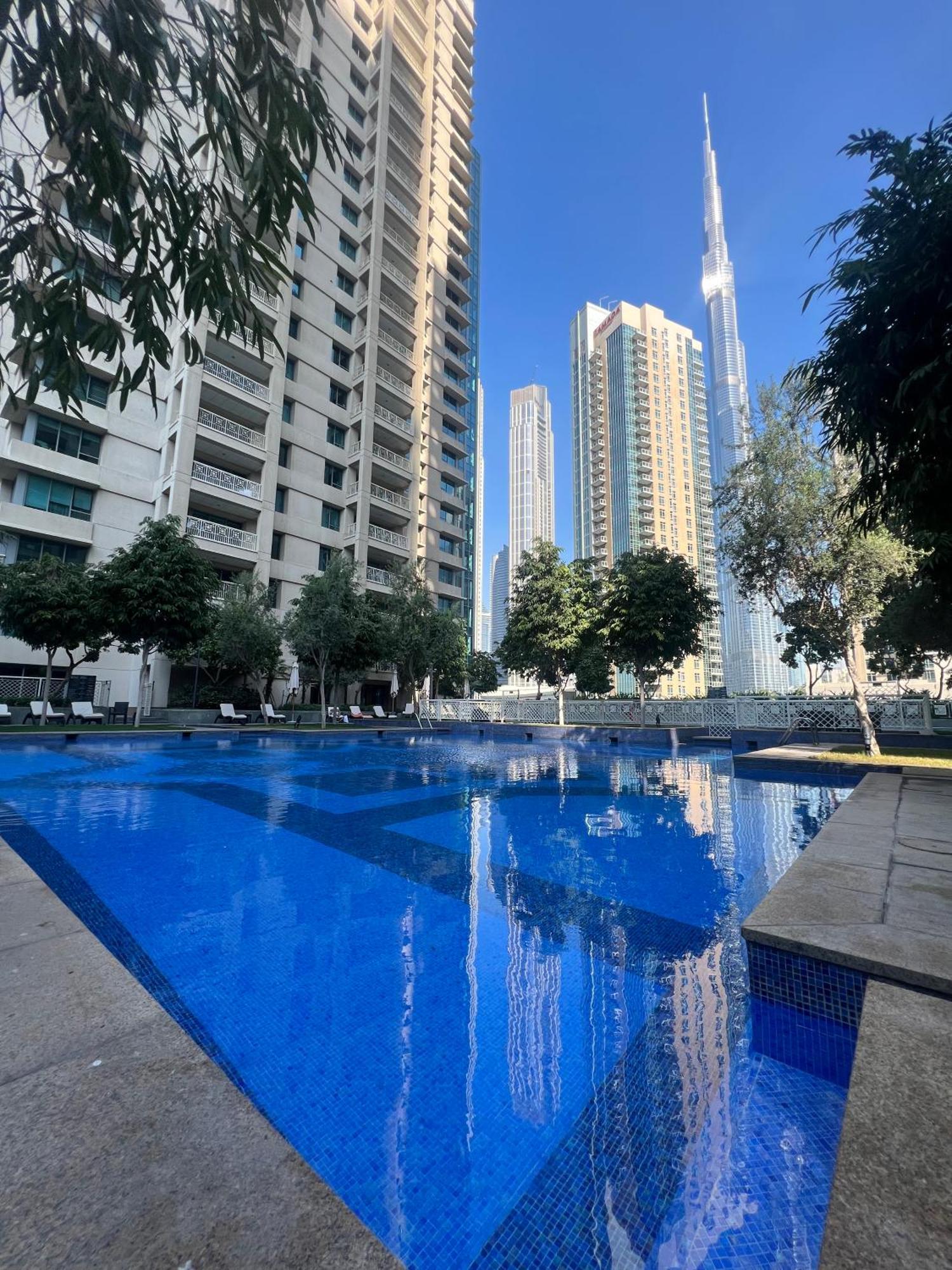 Prestige Living 2Br With Full Burj Khalifa And Fountain View By Auberge Дубай Екстер'єр фото