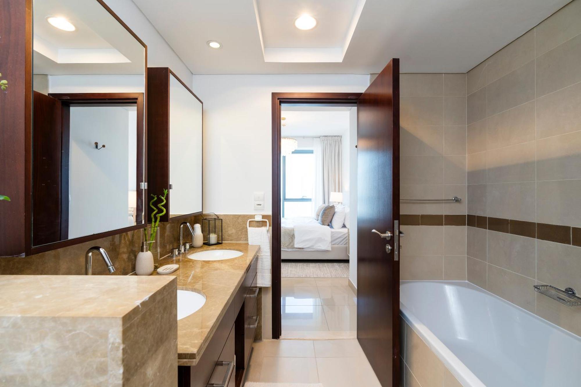 Prestige Living 2Br With Full Burj Khalifa And Fountain View By Auberge Дубай Екстер'єр фото